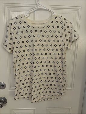 Sonoma Cream Short Sleeve Top with Black Geometric Print